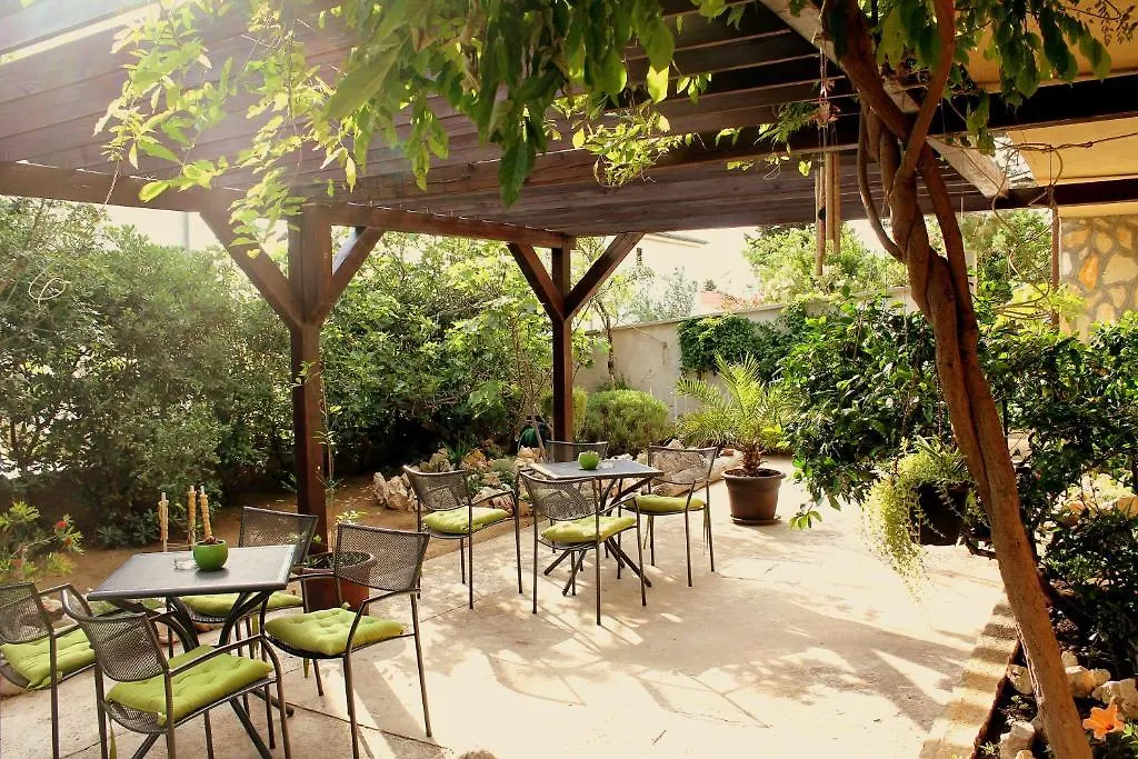 Gasthof Bed&Breakfast Dora Rovanjska