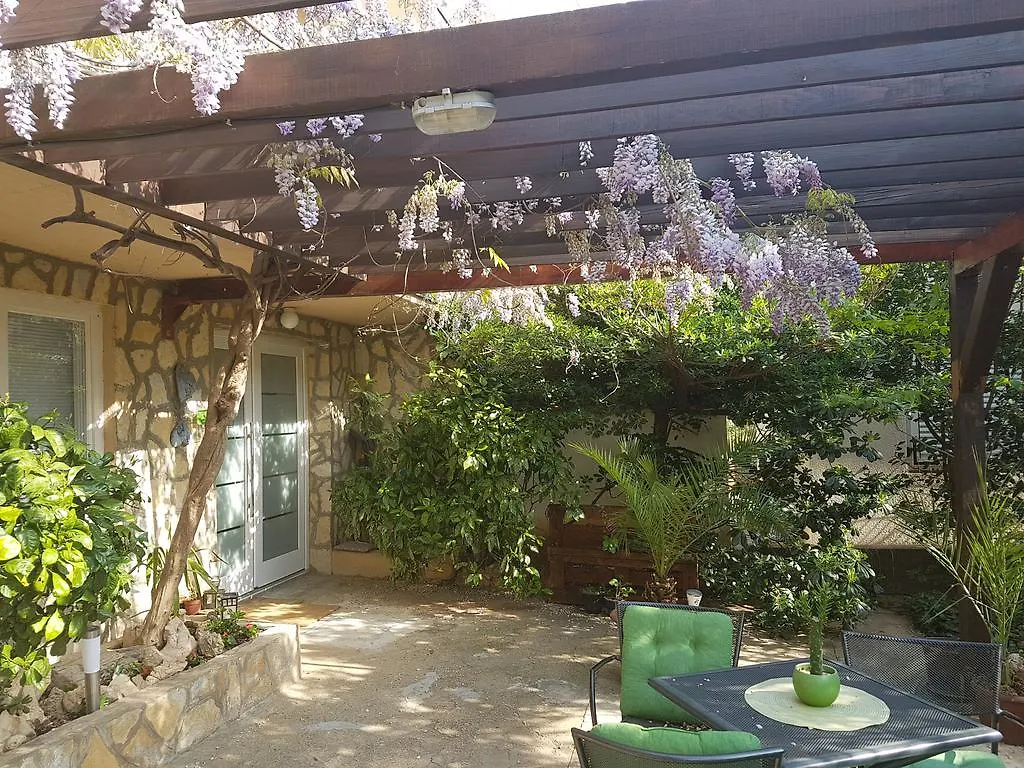Gasthof Bed&Breakfast Dora Rovanjska