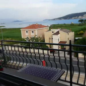 https://apartmani-udovicic-trogir.splithotels.org