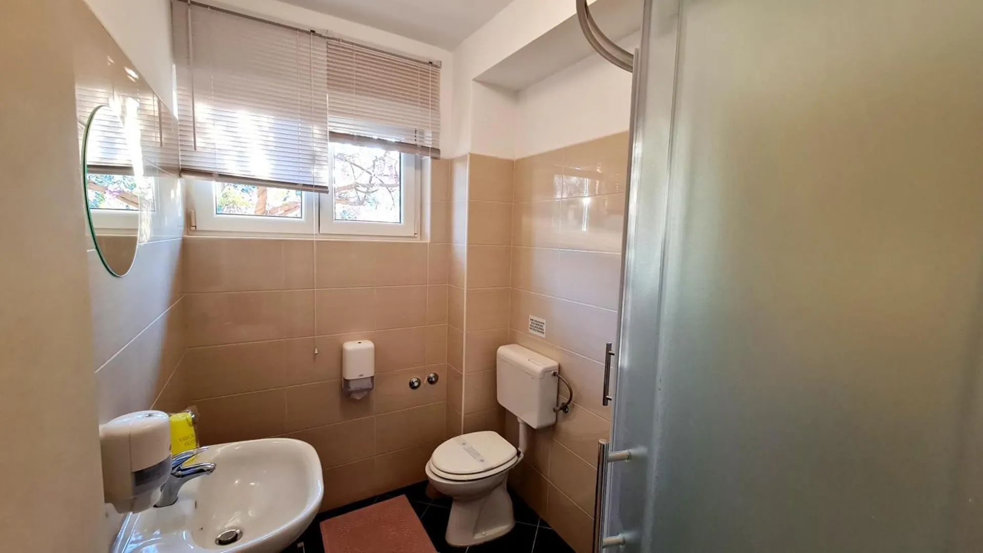 *** Pensionat Bed & Breakfast Dora Rovanjska Kroatien